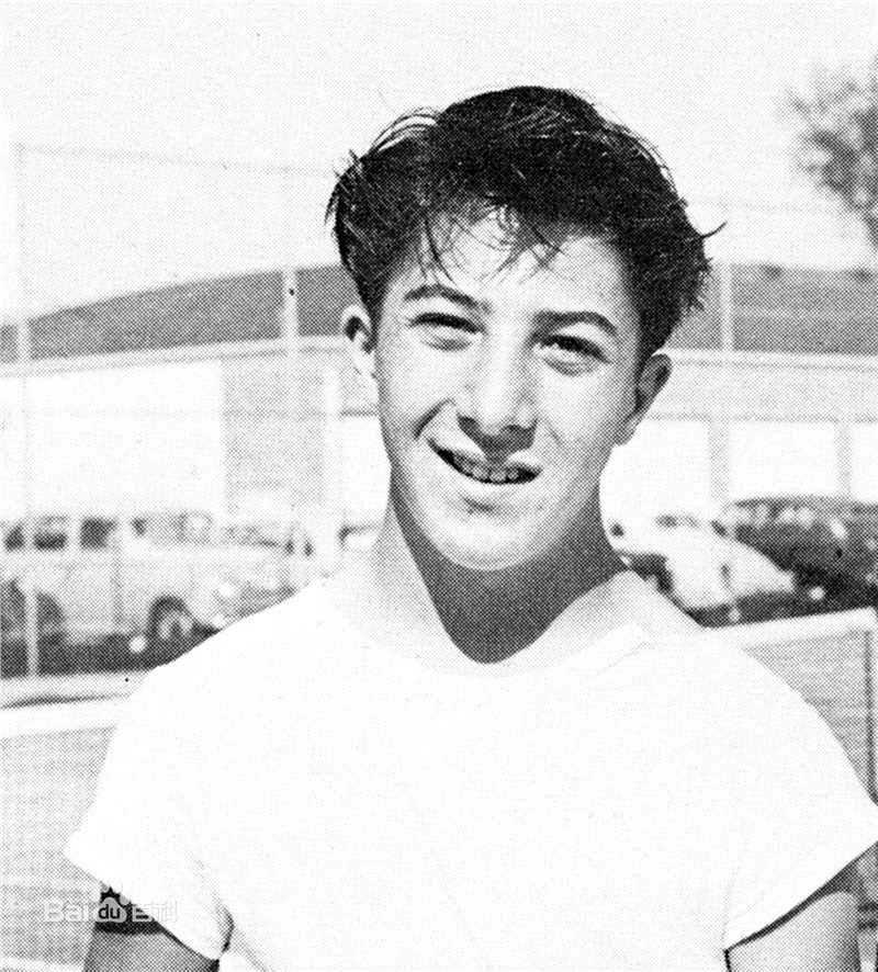 达斯汀·霍夫曼(Dustin Hoffman)年轻照片生活照