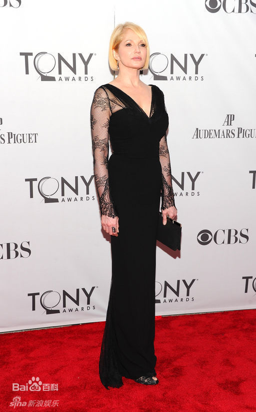 最全艾伦·巴金(Ellen Barkin)精彩图册