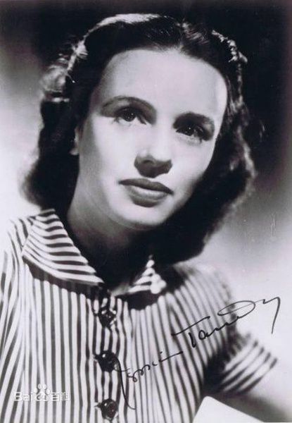 最新杰西卡·坦迪(Jessica Tandy)性感图片