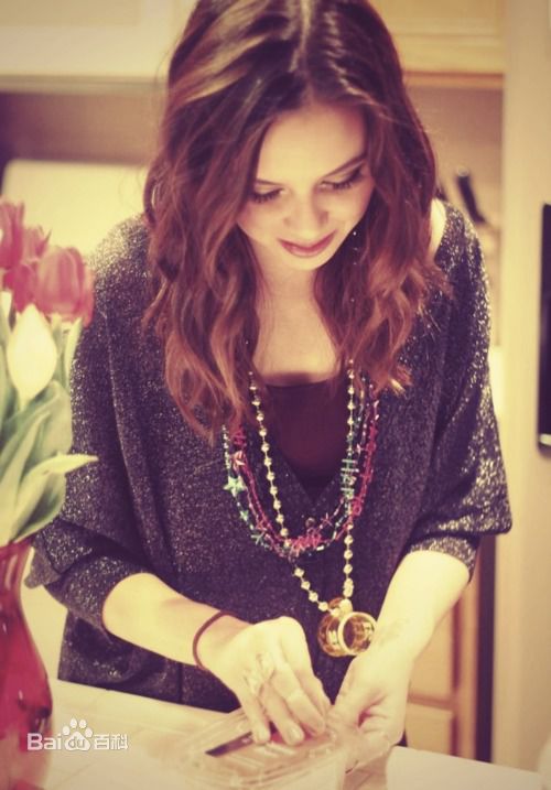 最新玛莱斯·裘(Malese Jow)壁纸