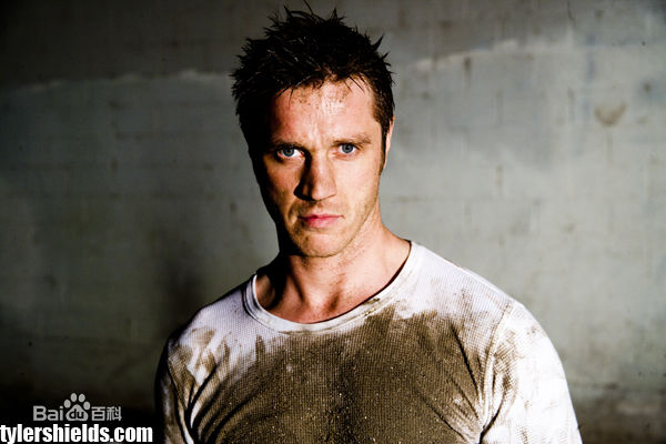 戴文·萨瓦(Devon Sawa)后期形象性感图片图集