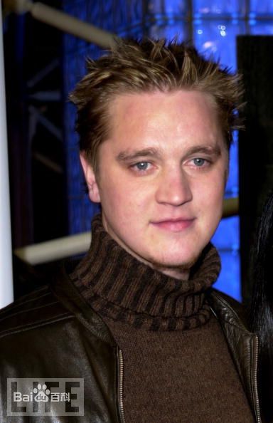 戴文·萨瓦(Devon Sawa)生活照图册