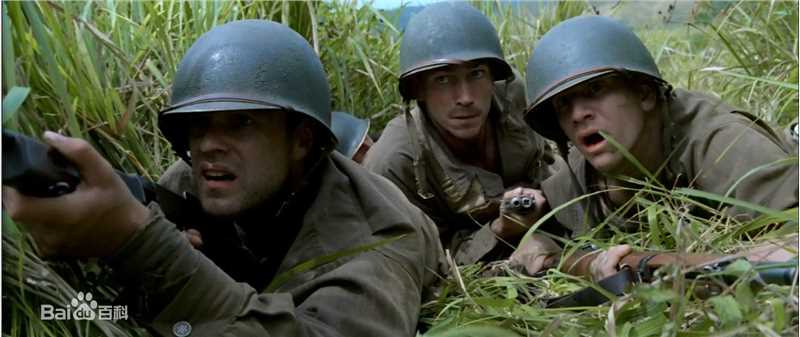 詹姆斯·卡维泽(Jim Caviezel)细细的红线前后照片