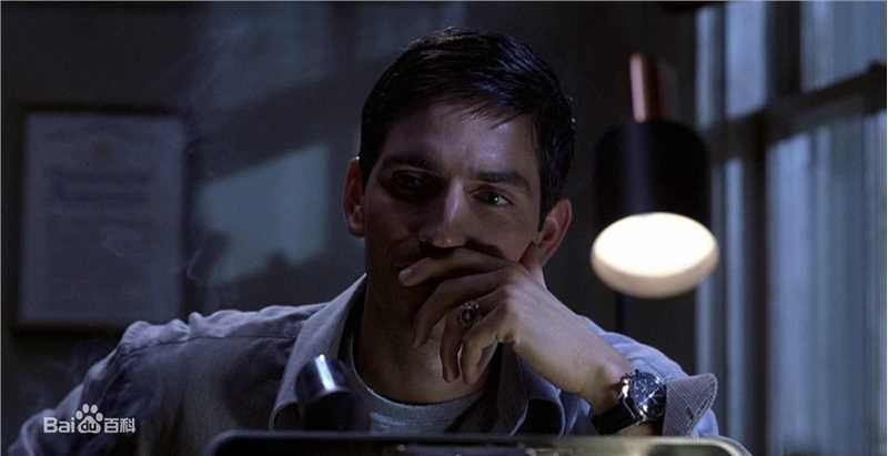 詹姆斯·卡维泽(Jim Caviezel)黑洞频率性感图片图集