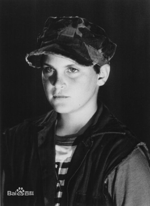 杰昆·菲尼克斯(Joaquin Phoenix)前后照片