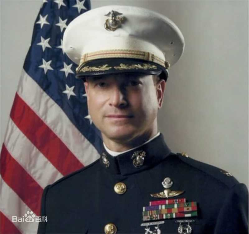 加里·西尼斯(Gary Sinise)精彩图册