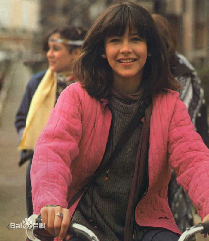 苏菲·玛索(Sophie Marceau)最新剧照