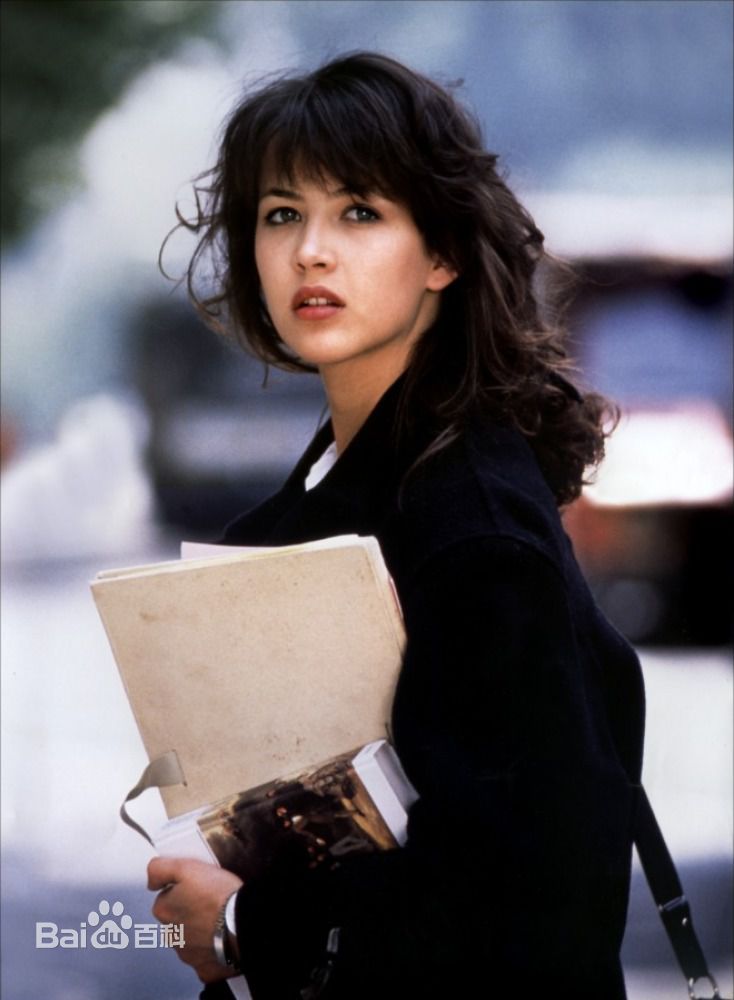 苏菲·玛索(Sophie Marceau)最新剧照