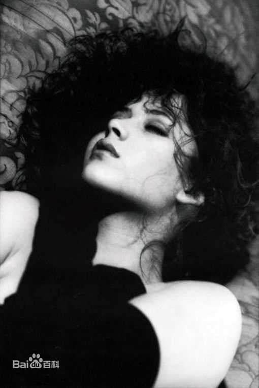 最新苏菲·玛索(Sophie Marceau)精彩图册1