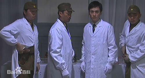 精选李耀景(Marco Li)在《东边西边》 Hanks中的图册