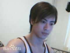 最新汤钧禧(KENNETH TONG)壁纸