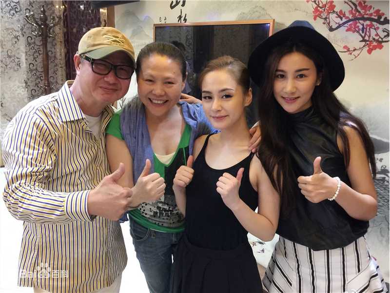 王飞斐飞儿最优质海报相册