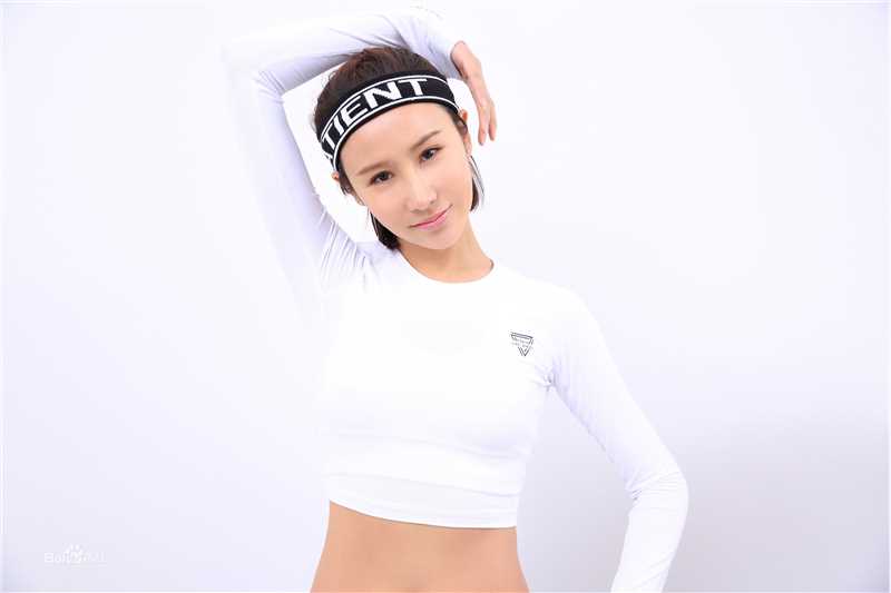 王飞斐飞儿生活照素颜照相册