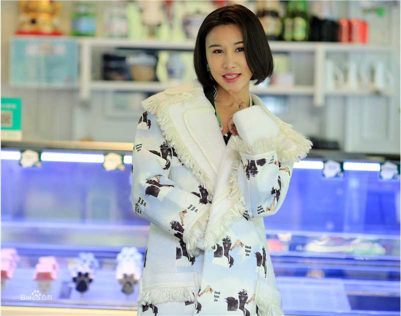 王飞斐飞儿生活照素颜照相册