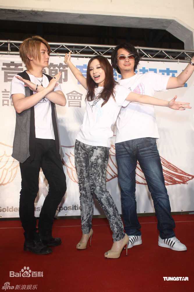 精选王飞斐飞儿精彩图册