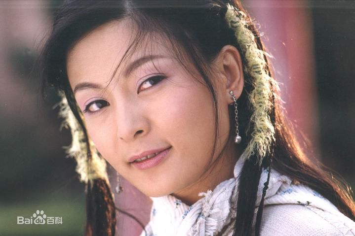 祁艳出席各种影视前后照片