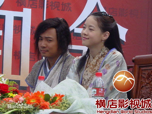 祁艳出席各种影视前后照片