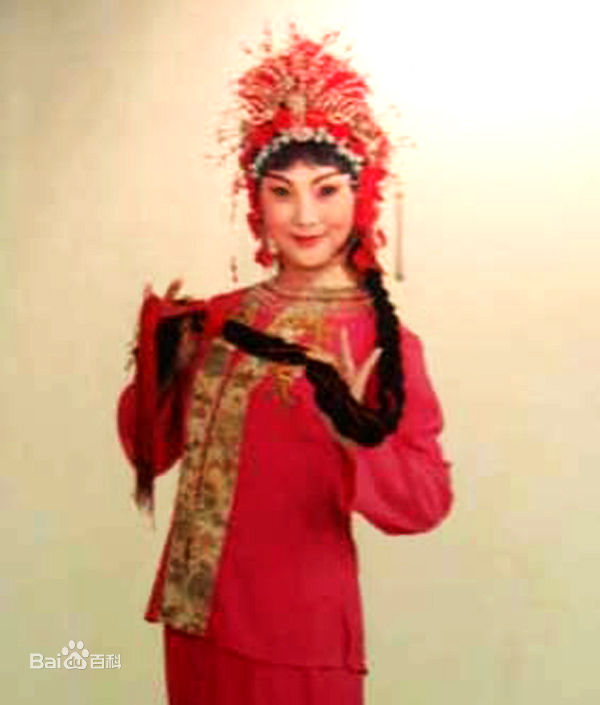 王清芬前后照片