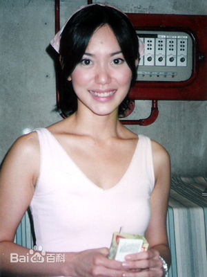 郭妃丽(Phyllis Quek)红孩儿图片图册