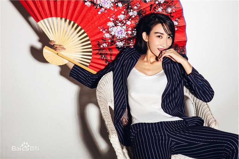 《陈佳佳》封面图片