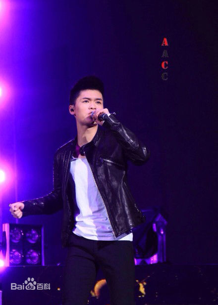 宁桓宇(Huanyu Ning)演唱会图集性感图片图集