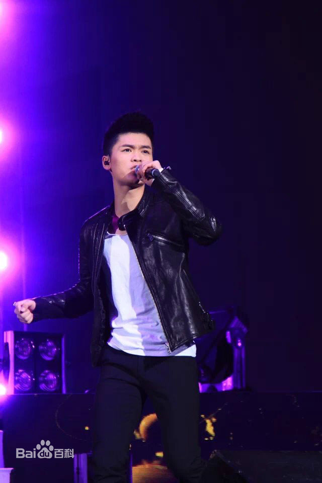 宁桓宇(Huanyu Ning)演唱会图集性感图片图集