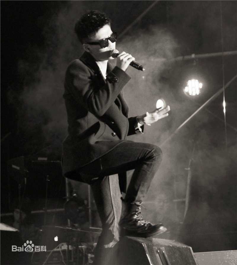 宁桓宇(Huanyu Ning)演唱会图集性感图片图集