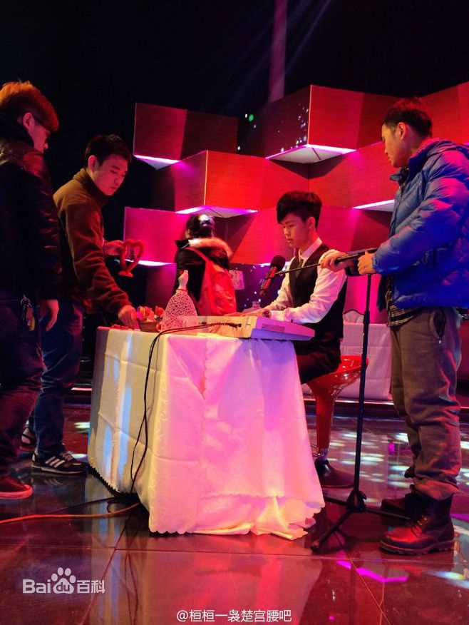 宁桓宇(Huanyu Ning)综艺访谈图集前后照片