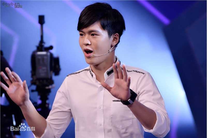 宁桓宇(Huanyu Ning)综艺访谈图集前后照片