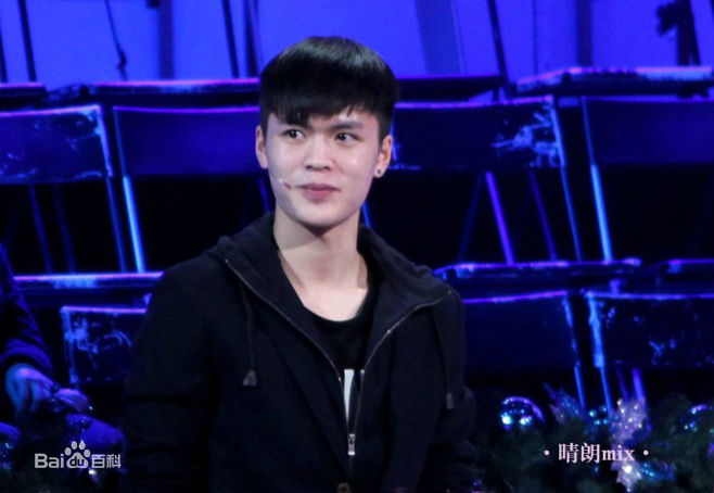 宁桓宇(Huanyu Ning)综艺访谈图集前后照片