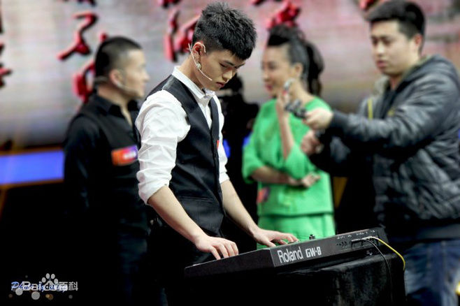 宁桓宇(Huanyu Ning)综艺访谈图集前后照片