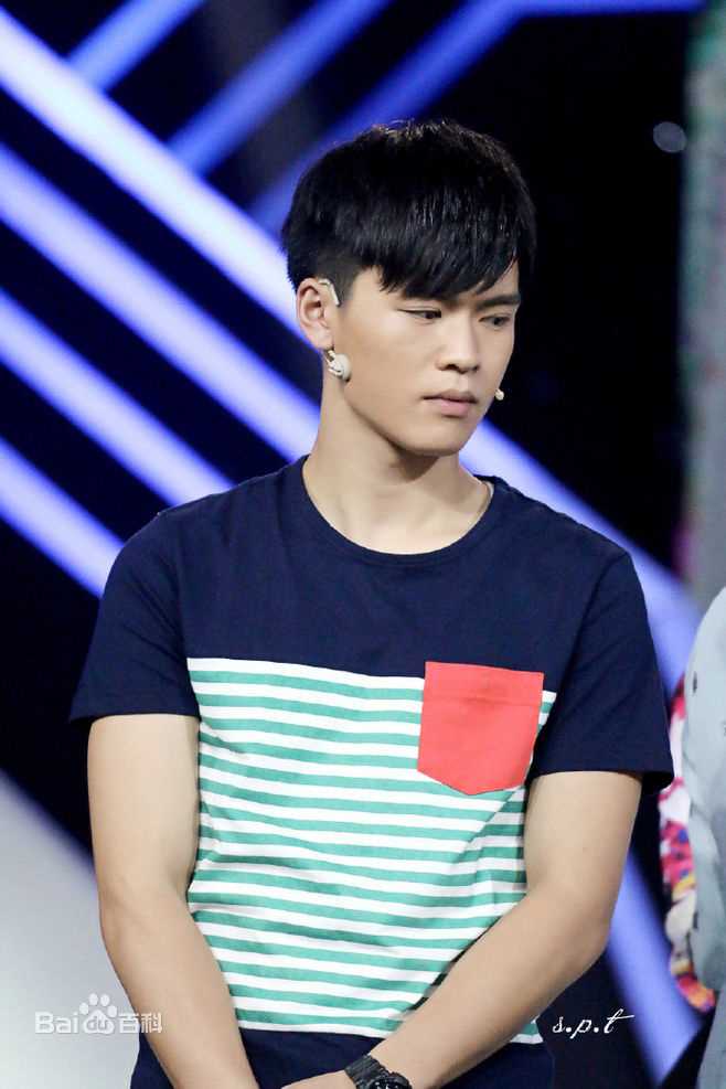 宁桓宇(Huanyu Ning)综艺访谈图集前后照片