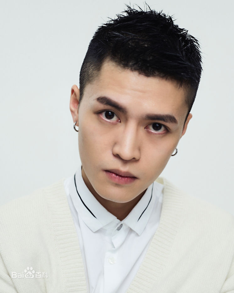 宁桓宇(Huanyu Ning)综艺访谈图集前后照片