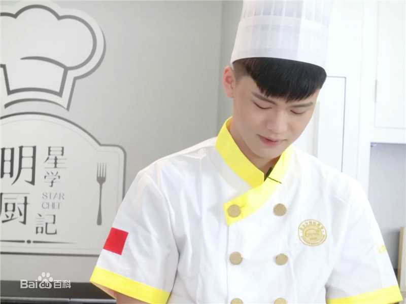 宁桓宇(Huanyu Ning)综艺访谈图集前后照片