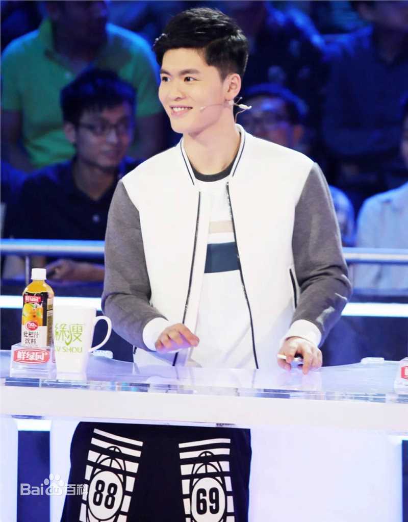 宁桓宇(Huanyu Ning)综艺访谈图集前后照片