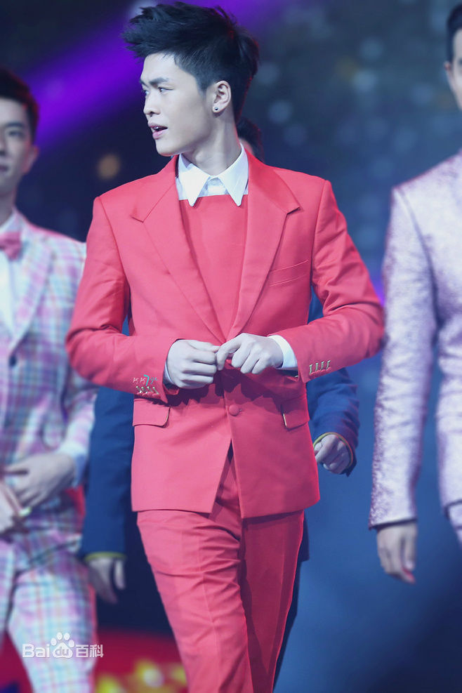 宁桓宇(Huanyu Ning)综艺访谈图集前后照片