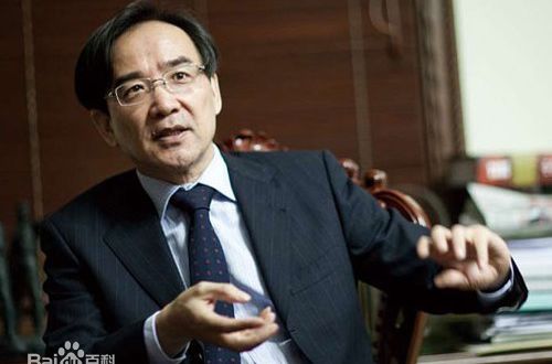 《任仲伦》封面图片