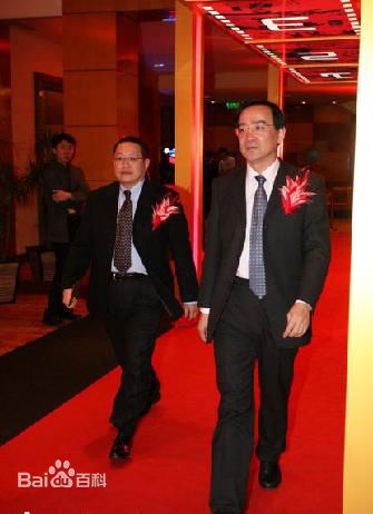 《任仲伦》封面图片