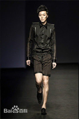 张驰(CHIZHANG)CHI ZHANG 2011 SS生活照