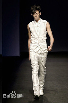 张驰(CHIZHANG)CHI ZHANG 2011 SS生活照