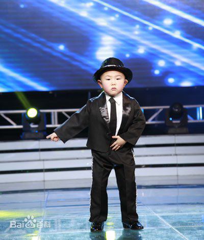 《张峻豪》封面图片