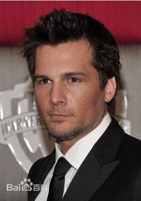 伦·怀斯曼(Len Wiseman)前后照片
