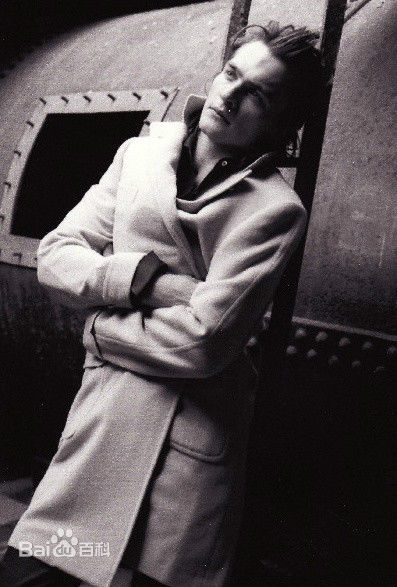 最全鲁伯特·弗兰德(Rupert Friend)壁纸