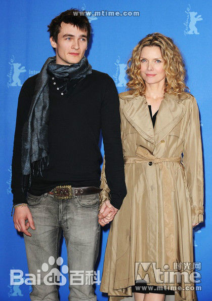 鲁伯特·弗兰德(Rupert Friend)谢利前后照片