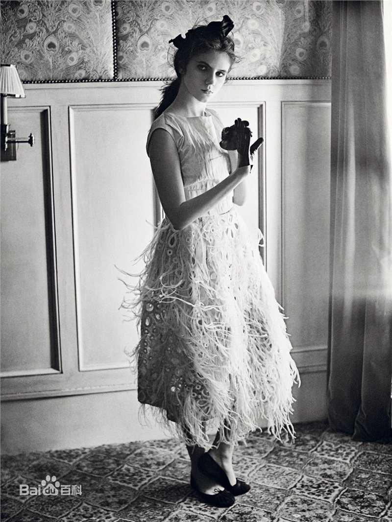 卡拉·海沃德(Kara Hayward)精彩图册