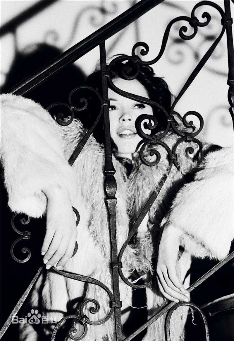 最优质罗丝·麦高恩(Rose McGowan)精彩图册