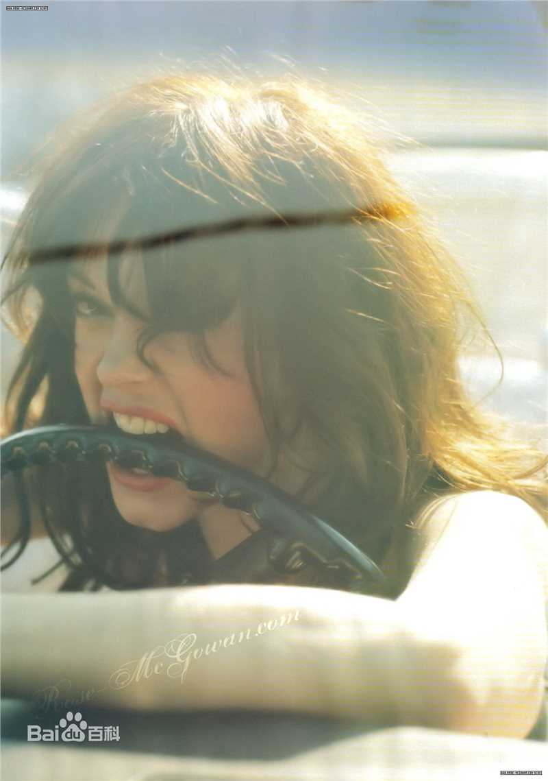 最新罗丝·麦高恩(Rose McGowan)精彩图册