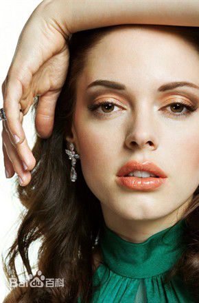 罗丝·麦高恩(Rose McGowan)生活照