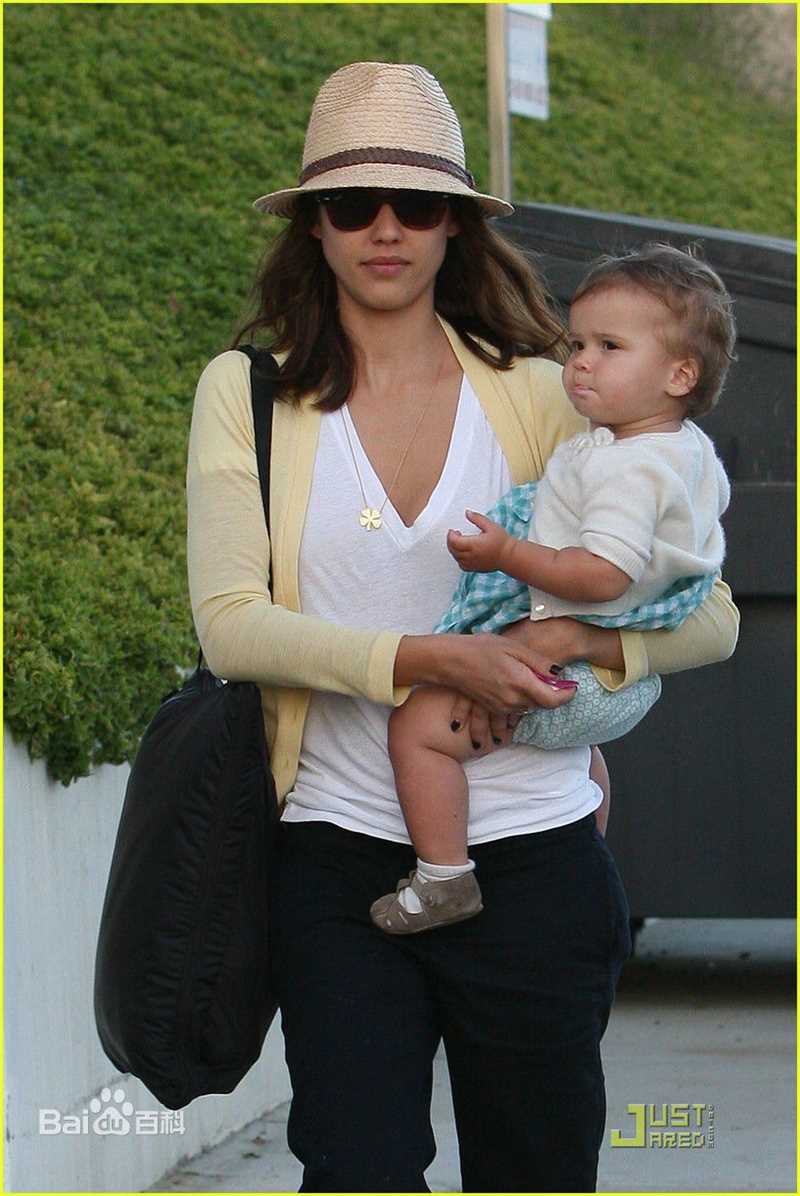 杰西卡·阿尔芭(Jessica Alba)生活中的杰西卡壁纸壁纸