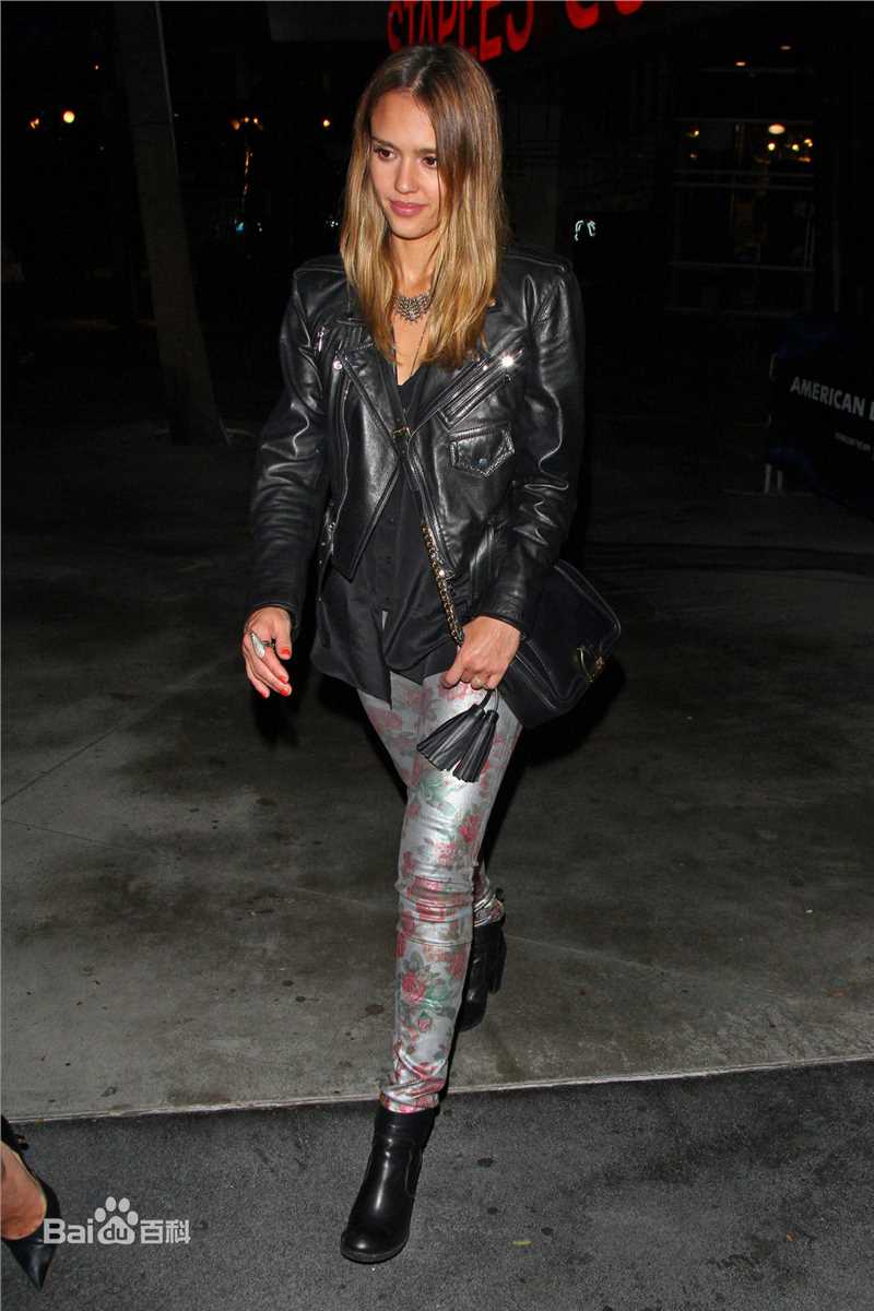 杰西卡·阿尔芭(Jessica Alba)生活中的杰西卡壁纸壁纸